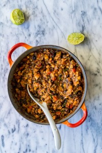 vegan-tempeh-black-bean-chili-ne-small-vertical