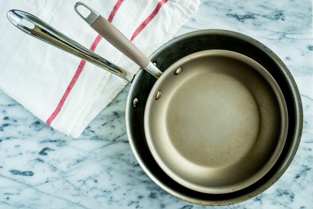 How to Turn a Stainless Steel Skillet into a Nonstick Pan